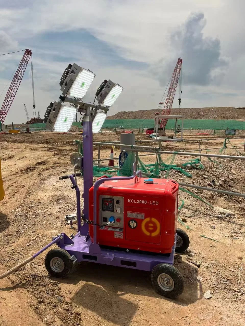KCL2000-LED light tower with diesel generator, deployed at a construction site